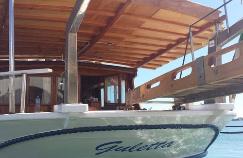 Trapani City Centre Boat Rental | Exciting Liveaboard & Diving Safari at Aegadian Islands