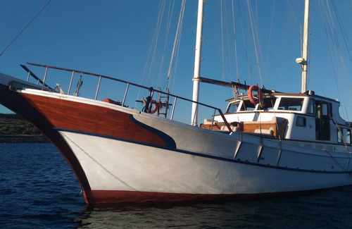 Trapani City Centre Boat Rental | Exciting Liveaboard & Diving Safari at Aegadian Islands