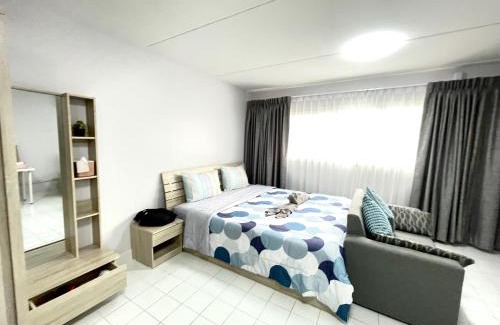 Ban Mai Apartment | Popular C3-C9 Impact: Pet-Friendly Getaway with Breakfast