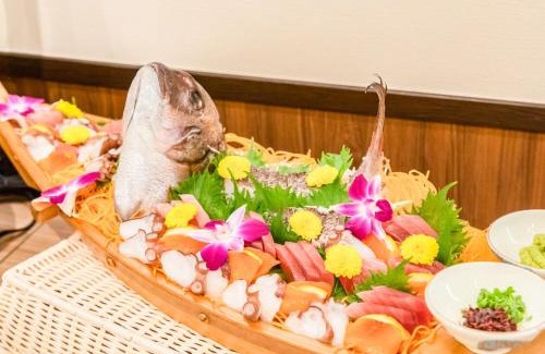 Kusatsu Onsen Hotel | Relaxing LiVEMAX RESORT Kusatsu Onsen with Hot Tub & Dining
