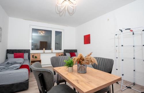 Marxloh Apartment | Discover Serviceroom24 in Duisburg: 4-Star Comfort & Amenities