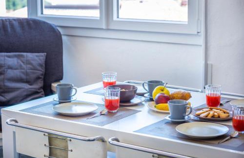 Pieve House | Comfortable Stay at Liver 203 - Pet Friendly & Accessible