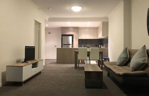 Liverpool Apartment | Comfortable Liverpool 2-Bedroom Apartment with Pool Access