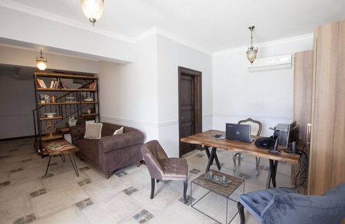 Selcuk Hotel | Unwind at Livia Garden Hotel: Guest Rated 9.8 & Pool Access