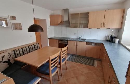 Haiming Apartment | Pet-Friendly Living Apart Haslwanter: Ocean View Escape