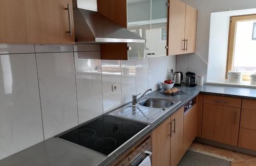 Haiming Apartment | Pet-Friendly Living Apart Haslwanter: Ocean View Escape