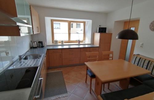 Haiming Apartment | Pet-Friendly Living Apart Haslwanter: Ocean View Escape