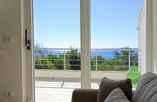 Castro Marina Apartment | Ideal Living Castro Apartments: Family-Friendly & 10/10 Rated