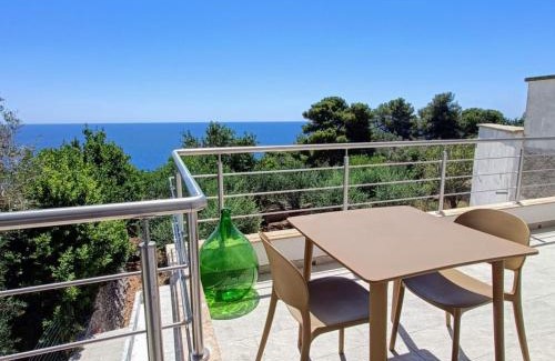 Castro Marina Apartment | Ideal Living Castro Apartments: Family-Friendly & 10/10 Rated