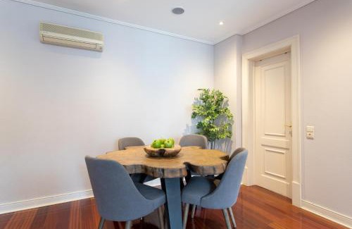 Chiado Apartment | Explore Living Chiado: 4-Star, Pet-Friendly Retreat