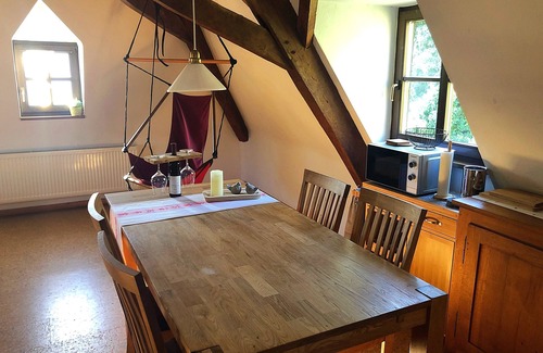 Merl Apartment | Stylish Gallery Apartments in a Listed Winzerhof Retreat