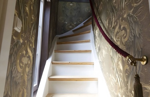 Bad Urach Villa | Living in Seeburg Castle | Exclusive Suites in Historic Elegance