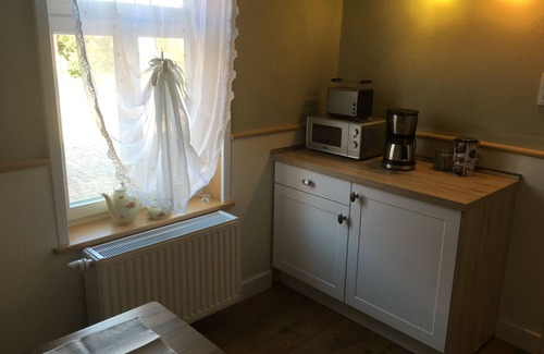 Dassel Apartment | Idyllic Mill Retreat with Pool and Breakfast in Green Meadows