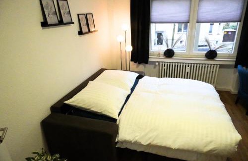 Holsterhausen Apartment | Ideal Stay at Living-Life: Klinik, Messe & Netflix Access