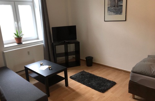 Duisburg Mitte Apartment | Living near the main station and center - 2nd floor right