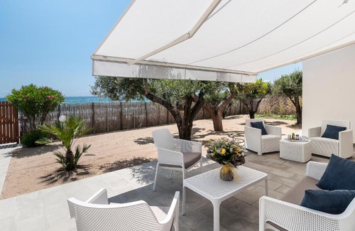 Sperlonga House | Oceanfront Living Sperlonga: 4-Star Family Getaway