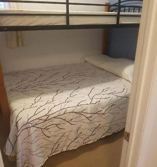 Kincardine House | Comfortable Living Waters Guest Cottages in Kincardine