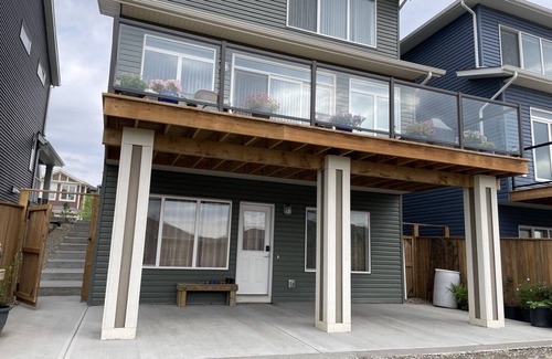Calgary House | Family-Friendly Livingston Two-Bedroom Suite with Kitchen