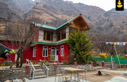 Banjar Resort | Guest Rated: LivingStone Village Stay in Scenic Tirthan Valley