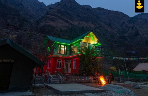 Banjar Resort | Guest Rated: LivingStone Village Stay in Scenic Tirthan Valley