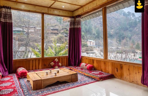 Banjar Resort | Guest Rated: LivingStone Village Stay in Scenic Tirthan Valley