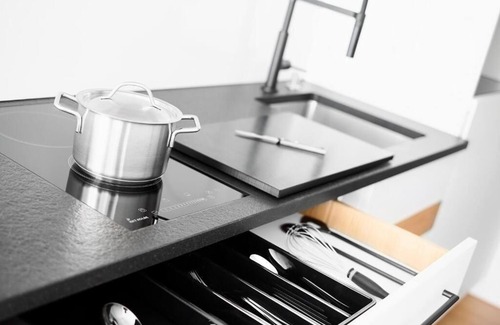 Berg Apartment | Discover Livisit Bergpartment 24: Kitchenette & Pool Access