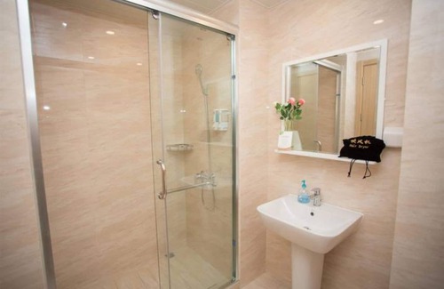 Zhengdong New Area Apartment | Comfortable Liwu Apartment near Green Land Plaza