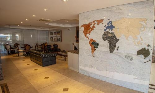 Matriz Hotel | Discover Lizon Curitiba Hotel: 4-Star Comfort Awaiting You