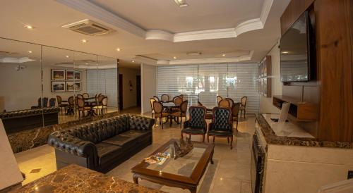 Matriz Hotel | Discover Lizon Curitiba Hotel: 4-Star Comfort Awaiting You