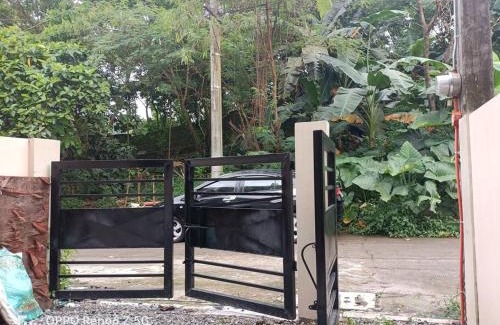 CSJDM Apartment | Discover LJ's Transient House: Pet-Friendly Getaway