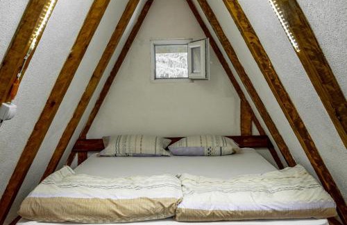 Konjic Ski Chalet | Guest Rated 10/10 at Ljetna bašta "LISIN" Konjic