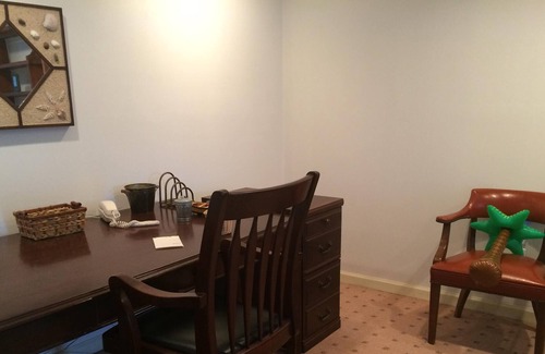 Isle of Palms Cottage | LL-3/30 night minimum stays available year-round-Ocean๐2 blocks-๐-friendly!