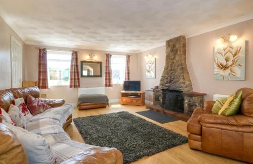 Bodorgan House | Llain Delyn
