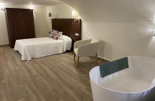 Jaen Apartment | Discover Llana 5: Family-Friendly Tourist Accommodation