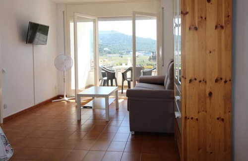 Port de la Selva Apartment | LLANÇÀ 8 MUNTANYA - Penthouse just 20 m. from the beach of La Ribera.