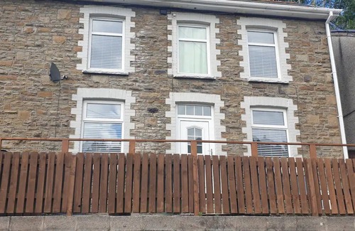 Crumlin Cottage | Explore South Wales from Llanhilleth Miners Cottage