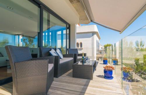 Portocolom Apartment | Oceanfront Llevant: Guest Rated 10/10 with Ocean Views