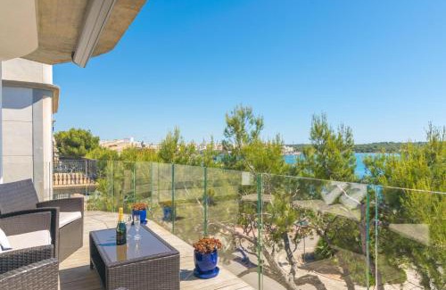 Portocolom Apartment | Oceanfront Llevant: Guest Rated 10/10 with Ocean Views