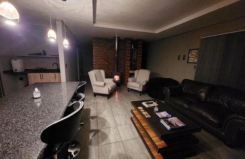 Ermelo Apartment | Discover @Lloyds: Pet-Friendly Stay with 9.7/10 Rating
