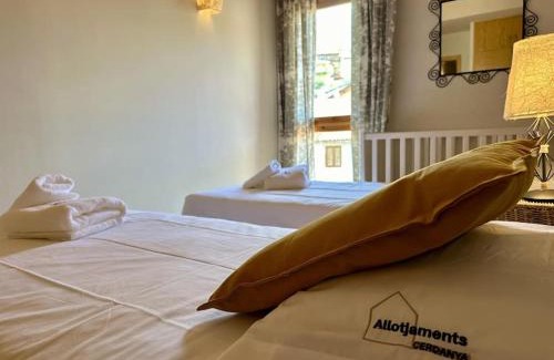 Montella I Martinet Apartment | Pet-Friendly Lludriga Accommodation in Martinet, Puigcerdá