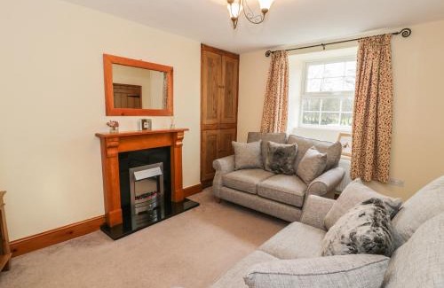 Dolgellau House | Exceptional Llwyn Celyn: Family-Friendly 4-Star Retreat