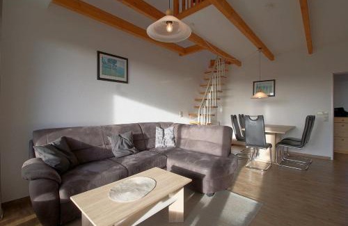 Wremen Apartment | Ideal Family Retreat at Över'n Diek Hotel