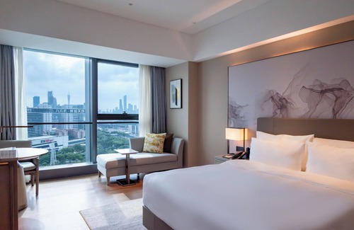 Pazhou Residential District Hotel | Family-Friendly Comfort at LN Dongfang Hotel Pazhou