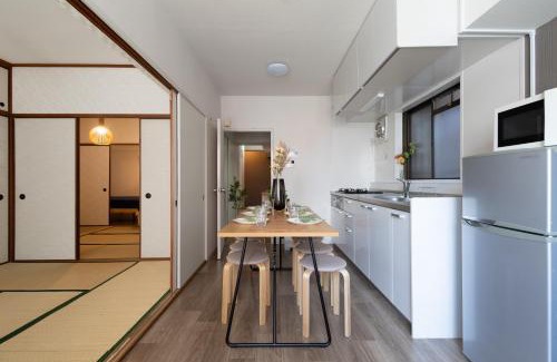 Kobe City Centre Apartment | Convenient Sannomiya Base 2: Ideal for Family Stays