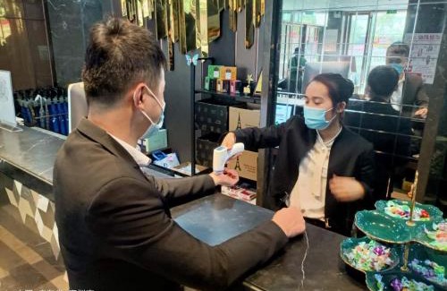 Pearl River Delta Hotel | Discover lnsail Hotel: Family-Friendly Stay Near Luohu
