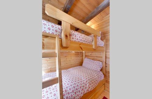 Sestriere Ski Chalet | Pet-Friendly Lo Chalet dello Sciatore: Breakfast Included