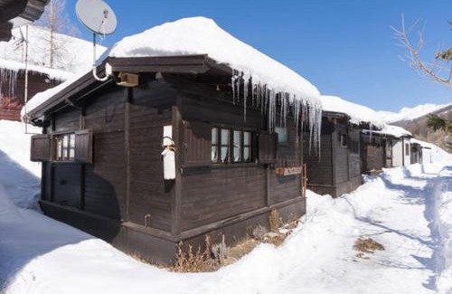 Sestriere Ski Chalet | Pet-Friendly Lo Chalet dello Sciatore: Breakfast Included