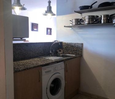 Alcanar Apartment | Cozy Lo Chalet: Pet & Child Friendly Retreat with 8.8 Rating
