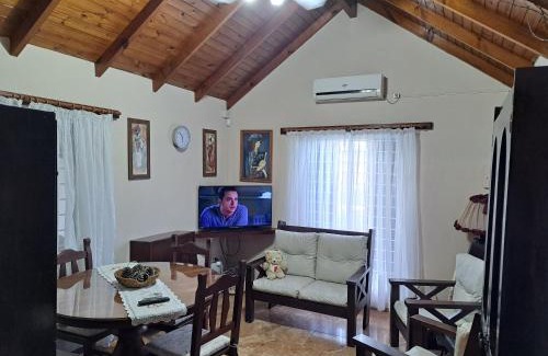 Dolores House | Family-Friendly Lo de Mijo Near Termal Park Dolores