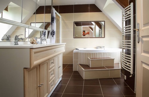 Saint-Andre-dAllas Bed & Breakfast | Discover Lo Gorissado - La Ferme du Glandier Retreat